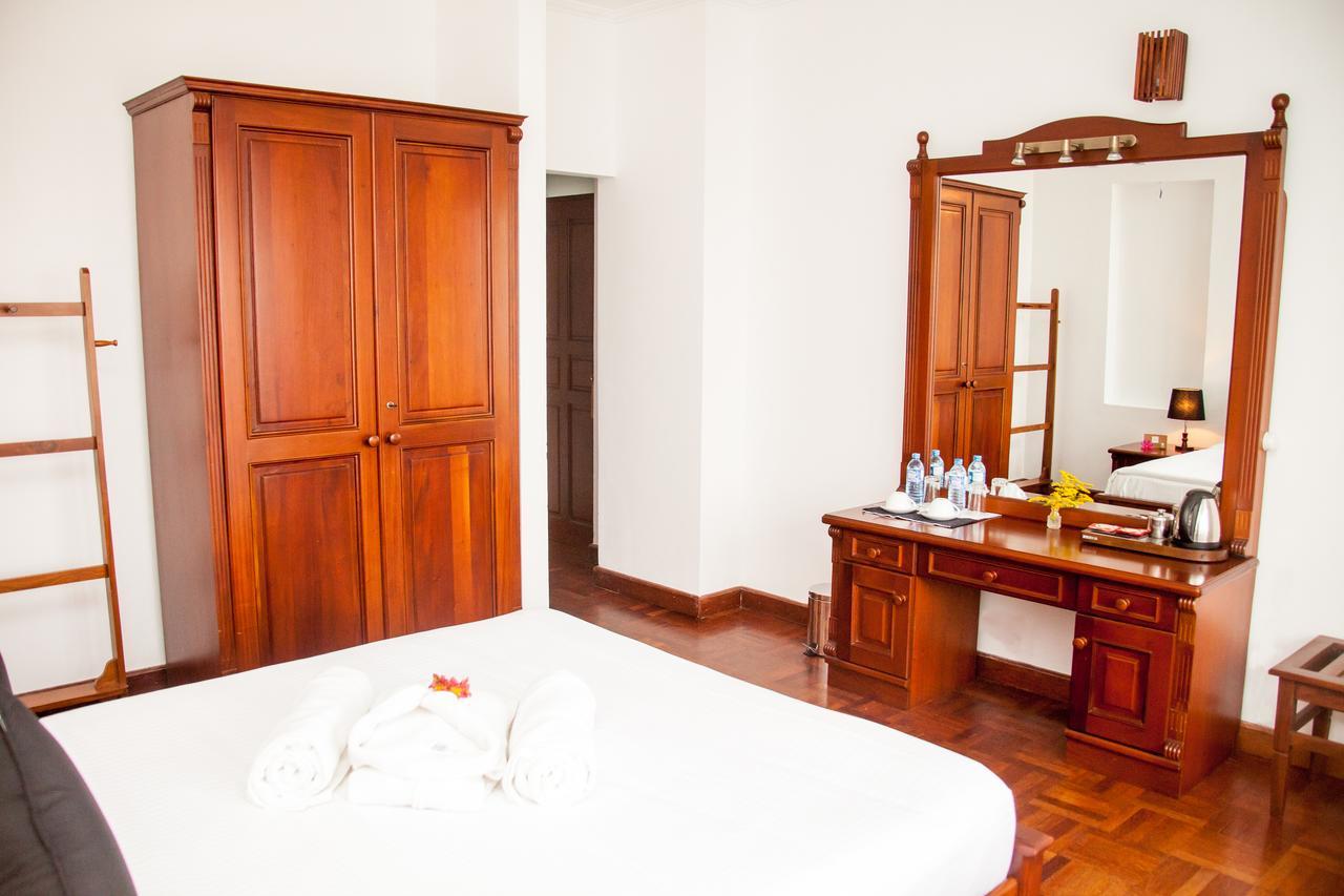 Sanctuary Hills Hotel Nuwara Eliya Buitenkant foto